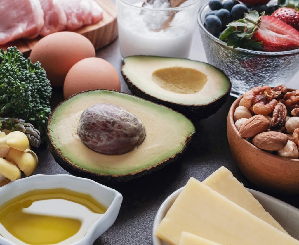 The Ultimate Guide to the Keto Diet: A Comprehensive Look at the Low Carb